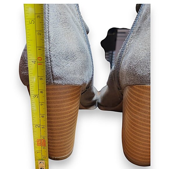 Charming Charlie Ruched Faux Suede Peep-Toe Block Heel Taupe Booties, 6M NWOT - Picture 11 of 11